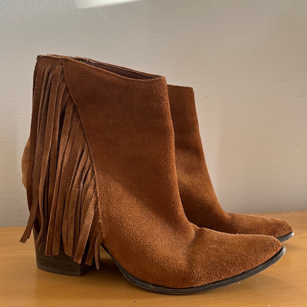 Steve Madden Fringe Suede Heeled Boots